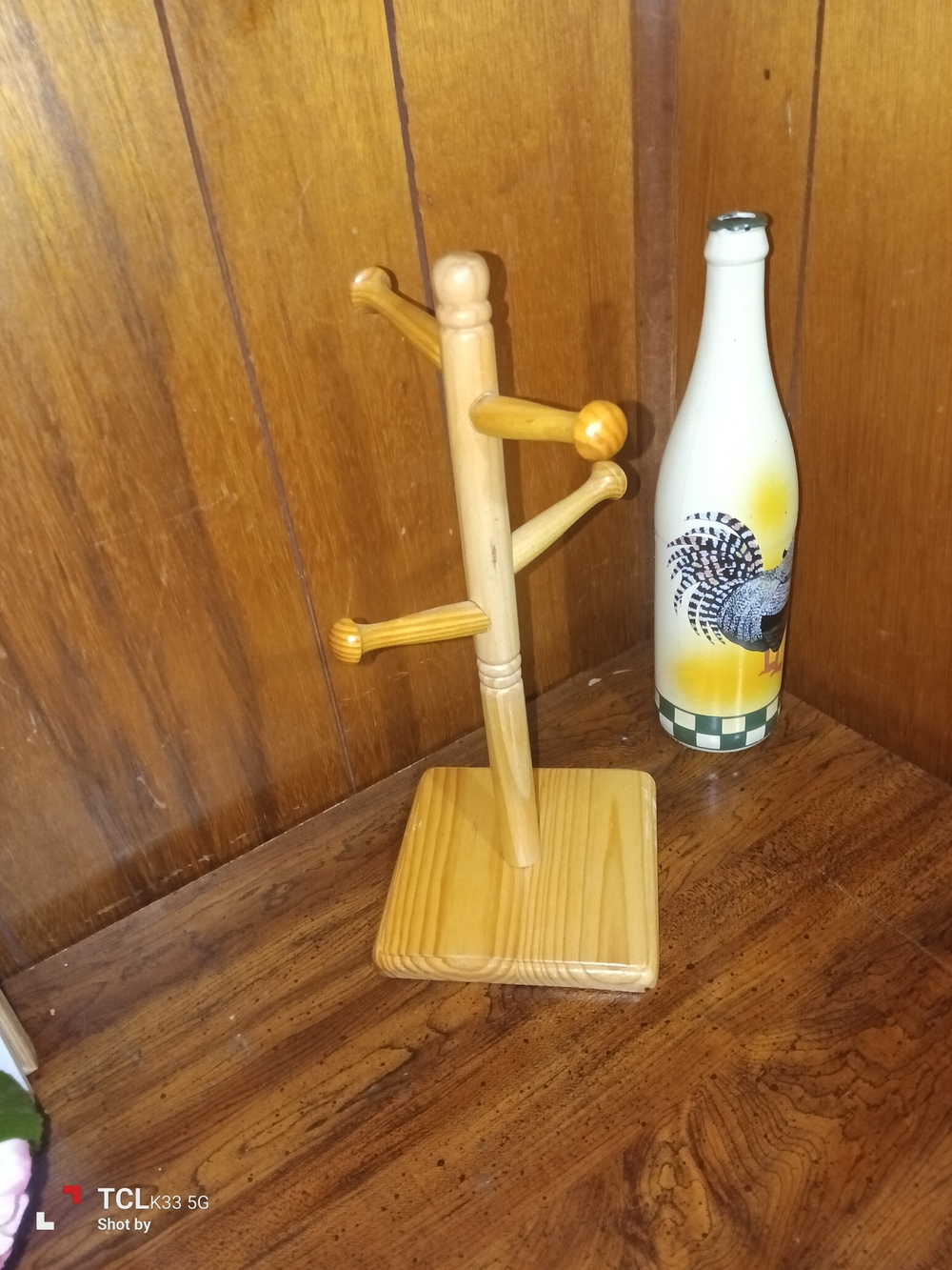 Wooden Mug Tree Stand - Natural Pine